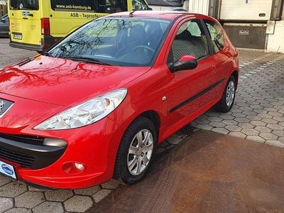 Gebraucht Peugeot 206 Basis 75 PS (55 kW) 2010 Rot Kleinwagen
