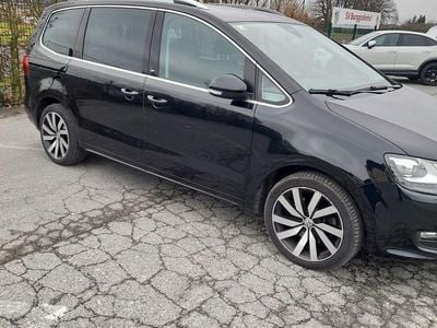 Gebraucht VW Sharan Comfortline 184 PS (135 kW) 2017 Schwarz Van / Kleinbus