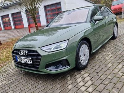 Grün Gebraucht 2024 Audi A4 Ambiente Kombi | 33.000 € (Fairer Preis)
