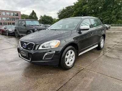 Gebraucht Volvo XC60 R-Design 163 PS (119 kW) 2013 Schwarz SUV