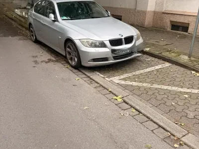 Gebraucht BMW 325 218 PS (160 kW) 2005 Silber Limousine