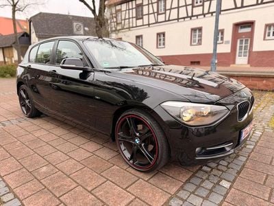 Gebraucht BMW 116 Sport Line 116 PS (85 kW) 2011 Schwarz Kleinwagen