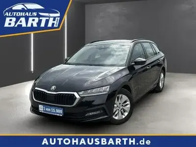 Gebraucht Skoda Octavia Ambition 116 PS (85 kW) 2022 Schwarzmagic perleffekt Kombi