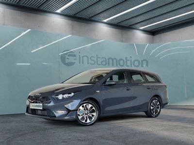 Neu Kia Ceed 140 PS (102 kW) 2025 Grau Kleinwagen