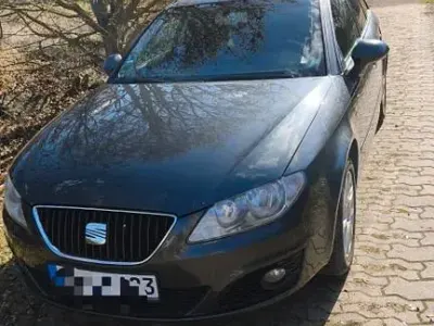 Gebraucht Seat Exeo Style 143 PS (105 kW) 2011 Schwarz Limousine