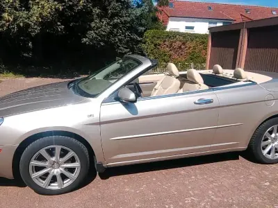 Używany Chrysler Sebring Cabriolet 186 KM (136 kW) 2008 Złoty Kabriolet