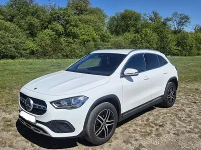 Usata Mercedes GLA200 Progressive 163 CV (119 kW) 2021 Bianco SUV