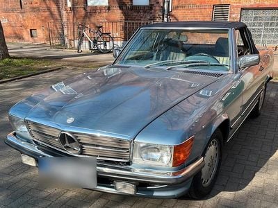 Gebraucht Mercedes 560 231 PS (169 kW) 1985 Blau Cabrio