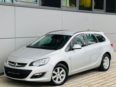 gebraucht Opel Astra Sports Tourer Active 2.0 CDTI Aut./Navi