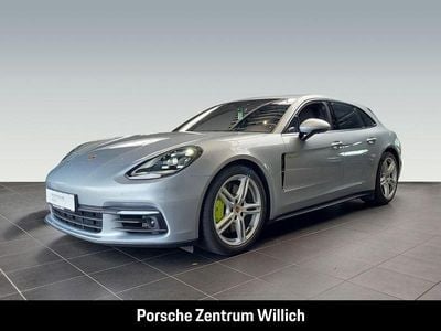 Porsche Panamera 4