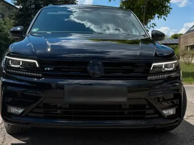 Gebraucht VW Tiguan Style 190 PS (139 kW) 2020 Schwarz SUV