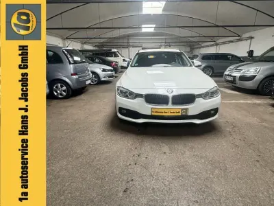 Gebraucht BMW 318 Advantage 150 PS (110 kW) 2019 Weiß Kombi
