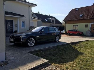 Gebraucht BMW 520 190 PS (139 kW) 2016 Grau Kombi