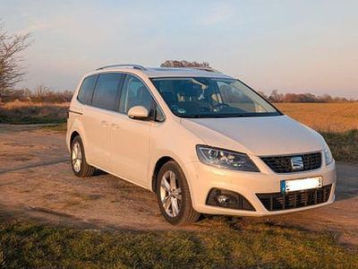 Gebraucht Seat Alhambra XCELLENCE 150 PS (110 kW) 2021 Weiß Van / Kleinbus