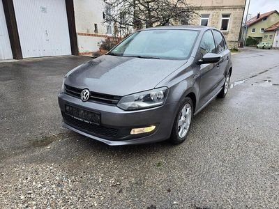 Gebraucht VW Polo 90 PS (66 kW) 2010 Grau Kleinwagen