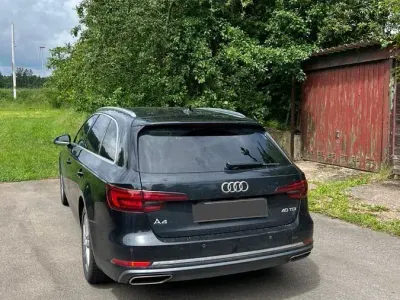 Gebraucht Audi A4 Sport 190 PS (139 kW) 2019 Schwarz Kombi