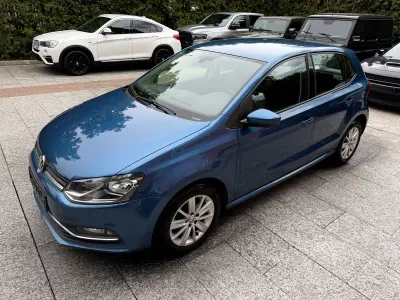 Gebraucht VW Polo Comfortline 90 PS (66 kW) 2016 Blau Kleinwagen