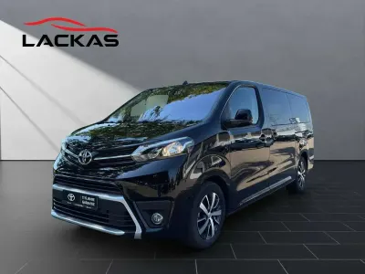 Gebraucht Toyota Proace Verso Comfort 144 PS (105 kW) 2023 Schwarz Kombi