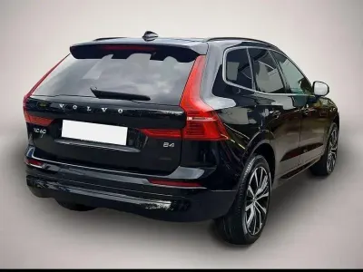 Gebraucht Volvo XC60 Core 197 PS (144 kW) 2023 Manufacturer SUV