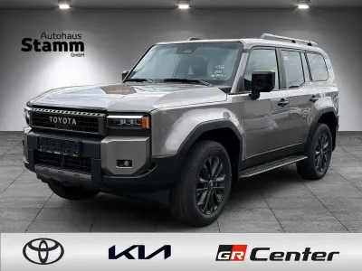 Neu Toyota Land Cruiser Lounge 205 PS (150 kW) 2026 Silber SUV
