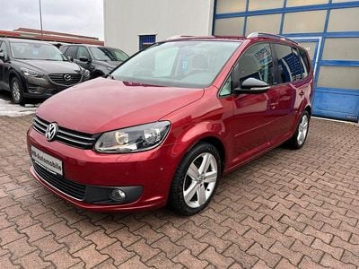 Gebraucht VW Touran Style 140 PS (102 kW) 2012 Rot Van / Kleinbus