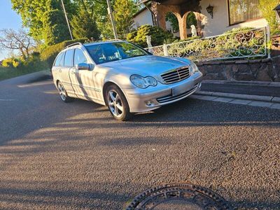 Mercedes 220