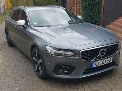 Grau Gebraucht 2016 Volvo V90 R-Design Kombi | 17.850 € (Etwas zu teuer)