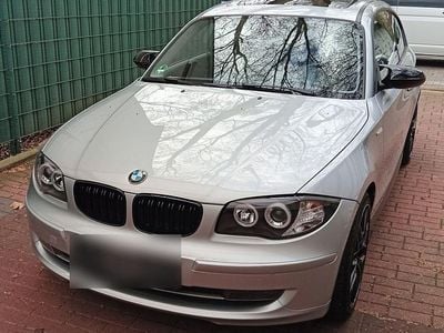 Second-hand BMW 118 Sport Line 143 CP (105 kW) 2009 Gri Hatchback