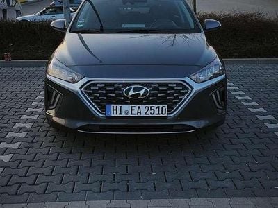 Gebraucht Hyundai Ioniq Premium 141 PS (103 kW) 2019 Grau Kleinwagen