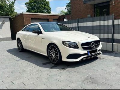 Mercedes E200