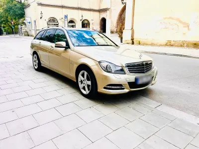Gebraucht Mercedes C220 170 PS (125 kW) 2012 Gold Kombi