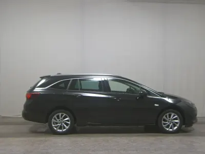 Usata Opel Astra Elegance 122 CV (89 kW) 2021 Nero Station wagon
