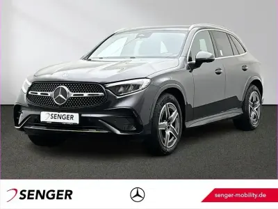 Używany Mercedes GLC300 AMG 269 KM (197 kW) 2025 Szary SUV