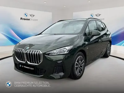 Gebraucht BMW 223 Active Tourer Performance 218 PS (160 kW) 2025 Grün Van / Kleinbus