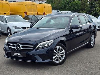 Gebraucht Mercedes C220 Avantgarde 194 PS (142 kW) 2019 Blau Limousine