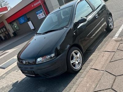 Usata Fiat Punto 65 CV (47 kW) 2003 Nero Utilitaria