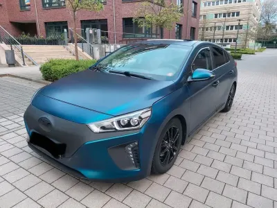 Gebraucht Hyundai Ioniq Premium 88 kW (120 PS) 2019 Schwarz Kleinwagen