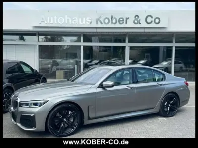 Brugt BMW 750 Shadowline 400 HK (294 kW) 2019 Grå Sedan