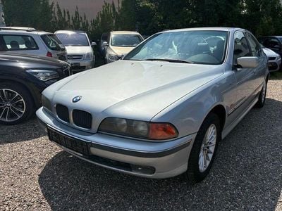 BMW 528