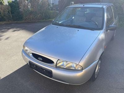 Usata Ford Fiesta 60 CV (44 kW) 1997 Argento Utilitaria