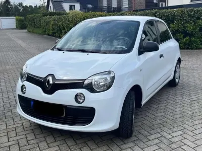 Używany Renault Twingo Life 71 KM (52 kW) 2018 Biały Hatchback