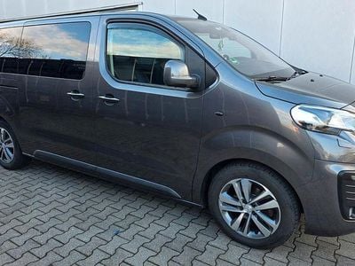Gebraucht Peugeot Traveller Business-Line 177 PS (130 kW) 2018 Grau Van / Kleinbus