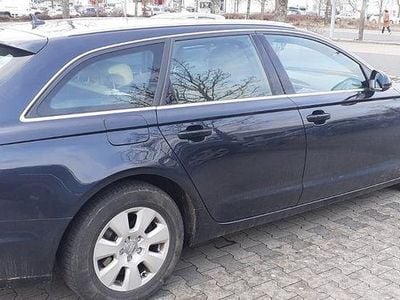 Gebraucht Audi A6 177 PS (130 kW) 2013 Schwarz Kombi