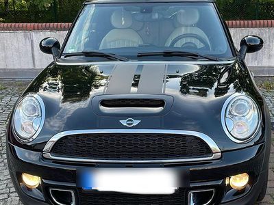 Mini Cooper SD Cabriolet