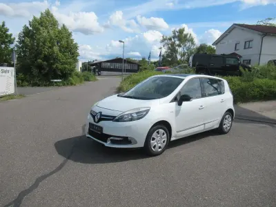 Gebraucht Renault Scenic E-Tech Bose Edition 131 PS (96 kW) 2016 Weiß Van / Kleinbus