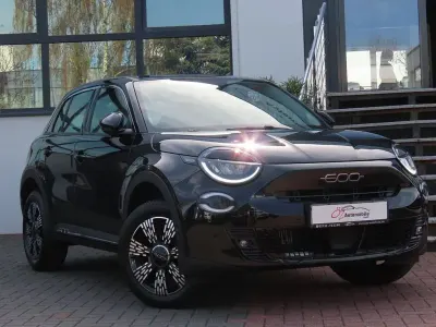 Gebraucht Fiat 600 101 PS (74 kW) 2024 Schwarz SUV