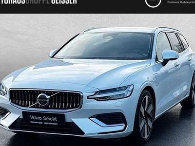 Gebraucht Volvo V60 Plus 350 PS (257 kW) 2025 Weiß Kombi