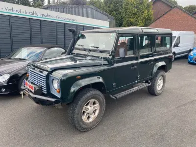 Gebraucht Land Rover Defender 122 PS (89 kW) 2004 Grün SUV