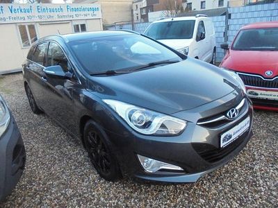 Grau Gebraucht 2014 Hyundai i40 Edition Kombi | 8.999 € (Fairer Preis)