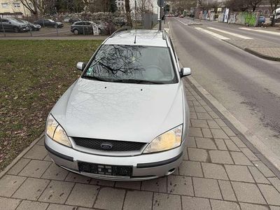 Gebraucht Ford Mondeo Ambiente 110 PS (80 kW) 2002 Kristallsilber metallic Kombi